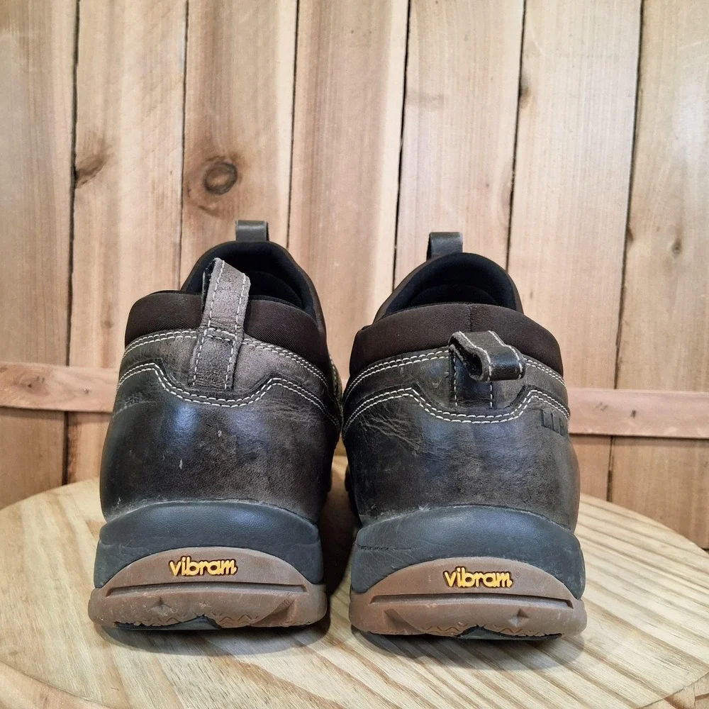 L.L. Bean Storm Chaser 5 Shoes Mens 12 Brown Leather Duck Vibram Comfort Outdoor